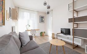 Apartment With Balcony - Masarska 8 Street